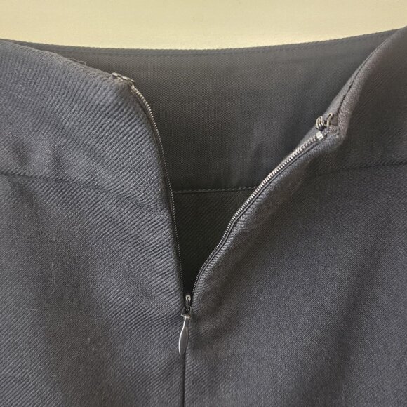 Uniqlo Women's Dark Navy Blue Faux Wrap Mini Skirt Minimalist Collegiate Size 8 - Picture 5 of 10